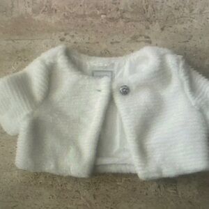 Elegant White Faux Fur Bolero Jacket